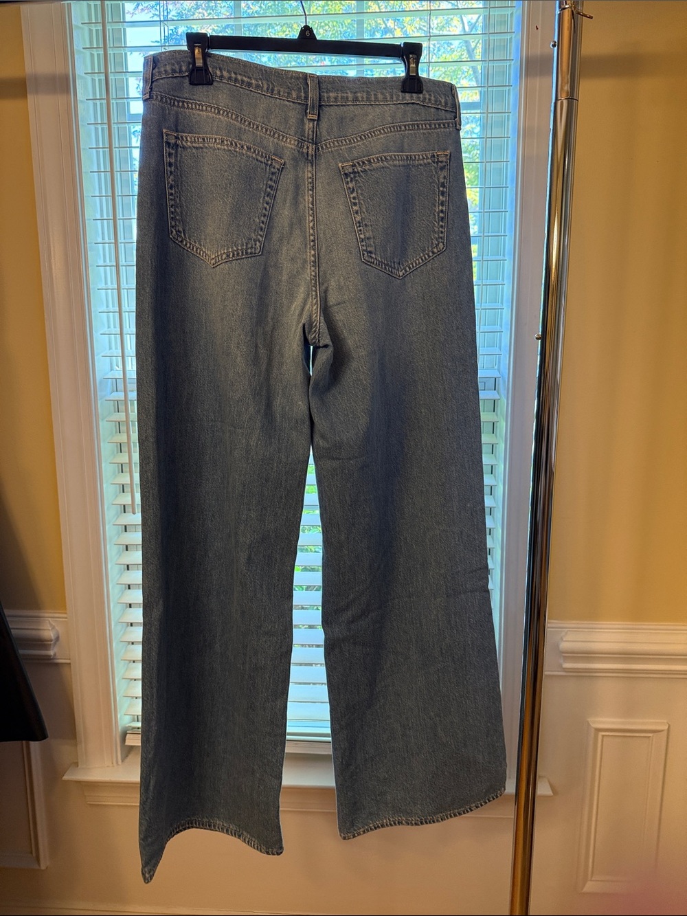 L'AGENCE Medium Blue Wide Leg Jeans - Picture 4 of 4
